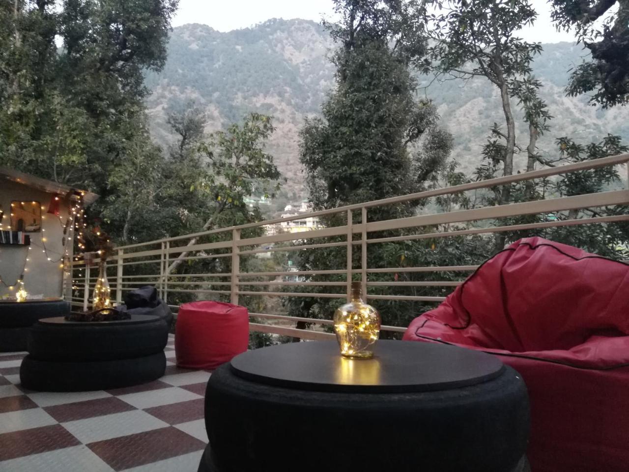 Hotel The Unmad, Dharamkot Dharamshala Exterior foto